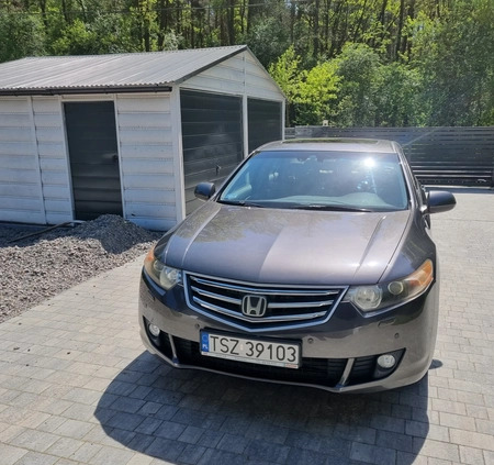 Honda Accord cena 27500 przebieg: 275425, rok produkcji 2008 z Połaniec małe 56